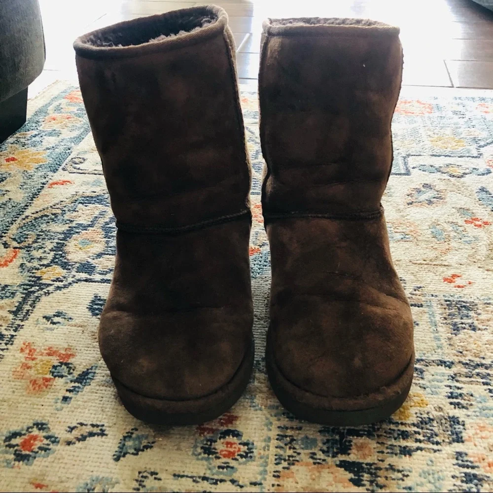 UGG BOOTS size 9 womens - Picture 2 of 10
